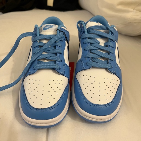 University blue Nike dunks - Picture 9 of 16